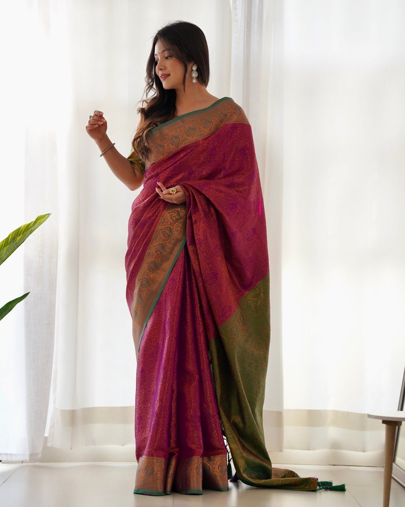 Pure Kanjivaram Silk Saree Weaved With Copper Zari - Almaari Fashion