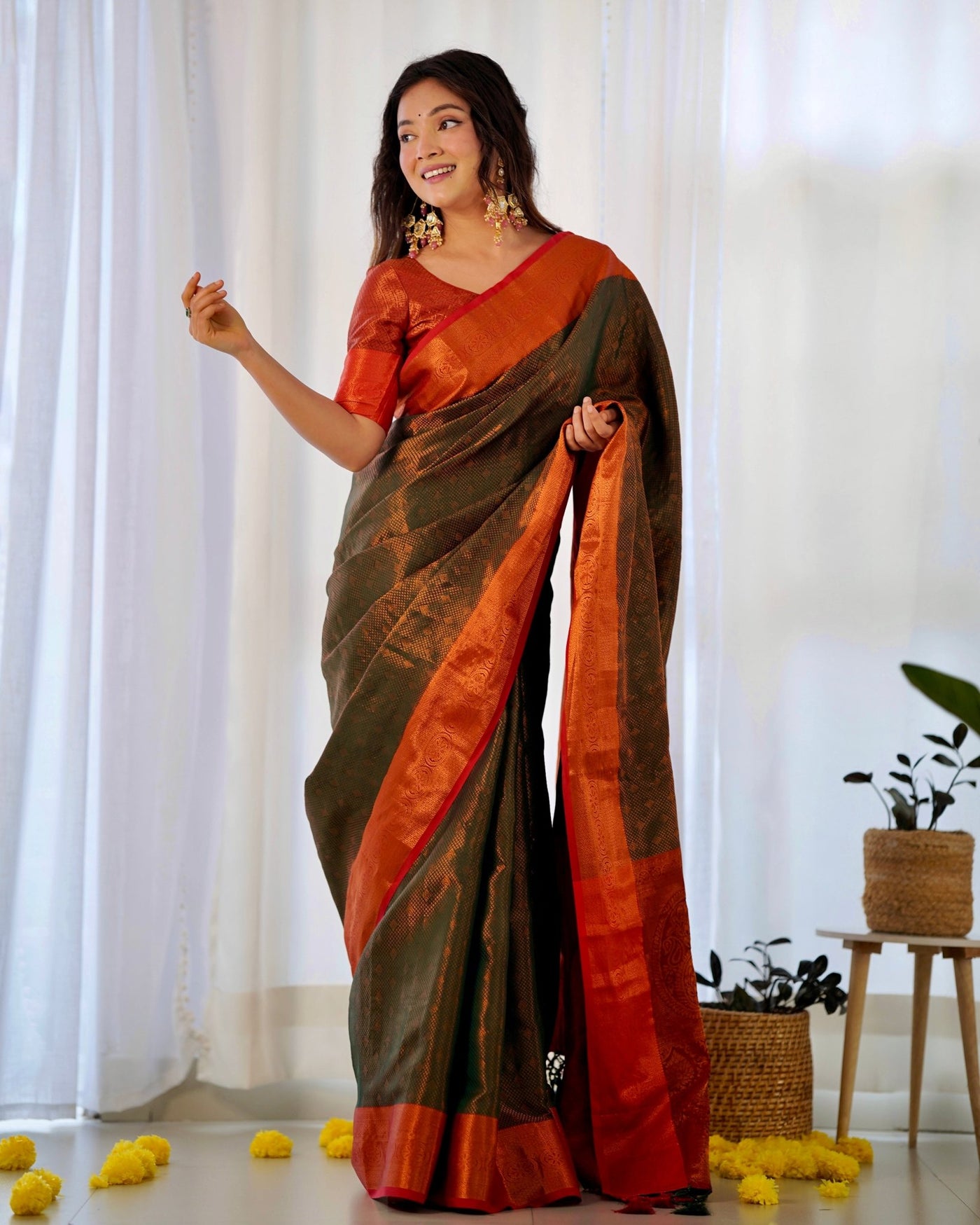 Pure Kanjivaram Silk Saree Weaved With Copper Zari - Almaari Fashion