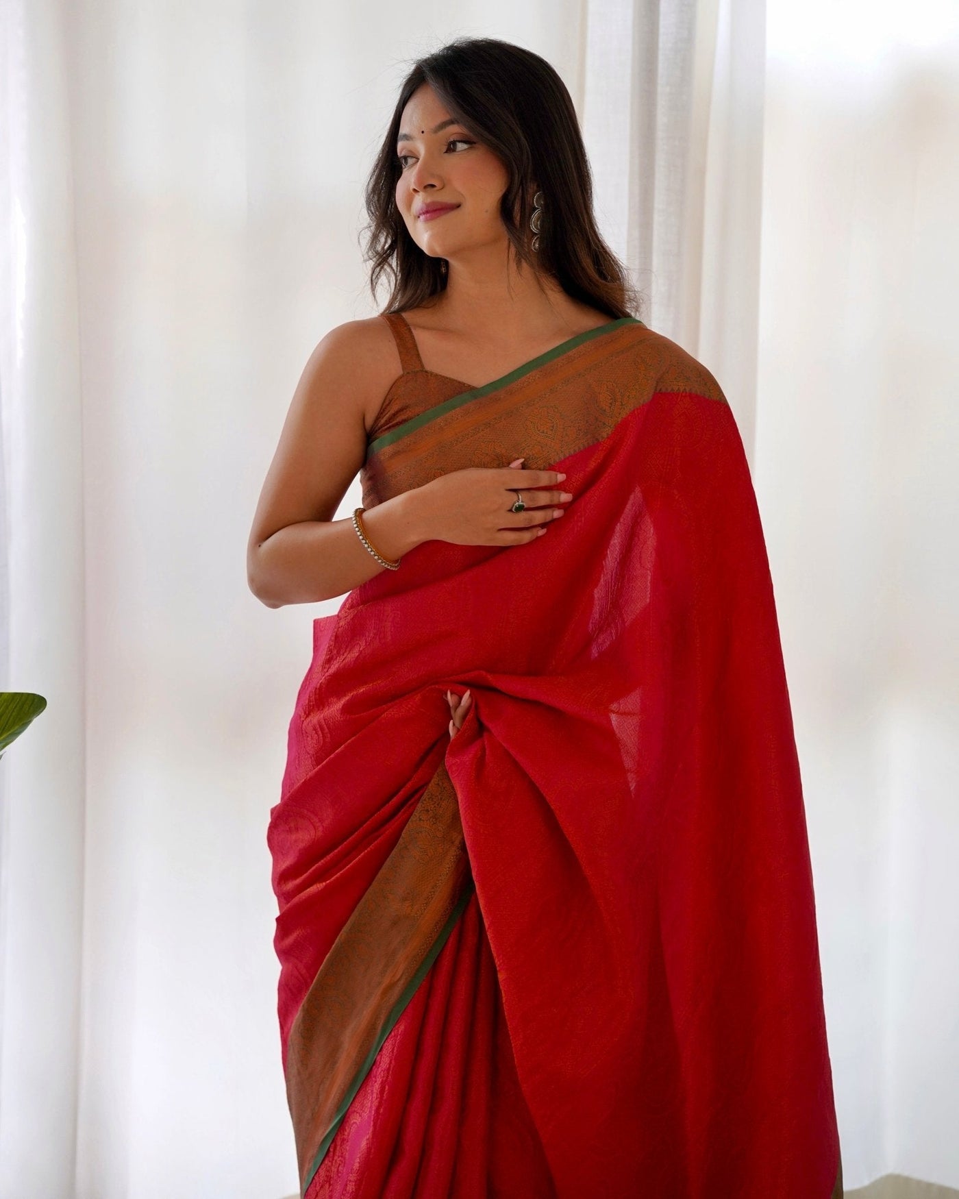 Pure Kanjivaram Silk Saree Weaved With Copper Zari - Almaari Fashion