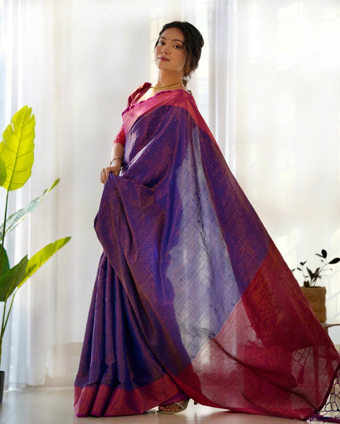 Pure Kanjivaram Silk Saree Weaved With Copper Zari - Almaari Fashion