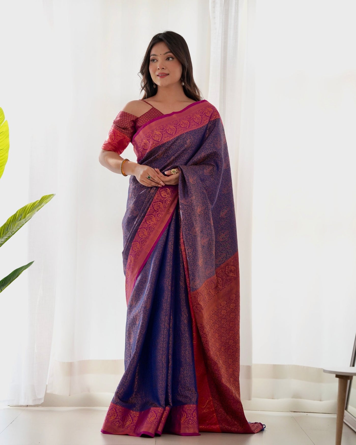 Pure Kanjivaram Silk Saree Weaved With Copper Zari - Almaari Fashion