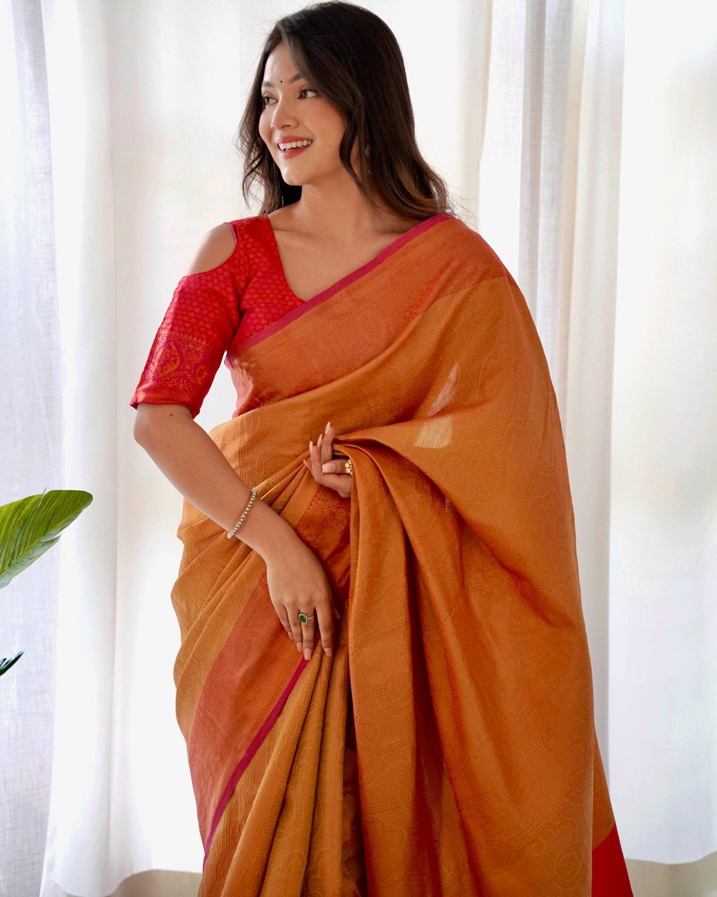 Pure Kanjivaram Silk Saree Weaved With Copper Zari - Almaari Fashion