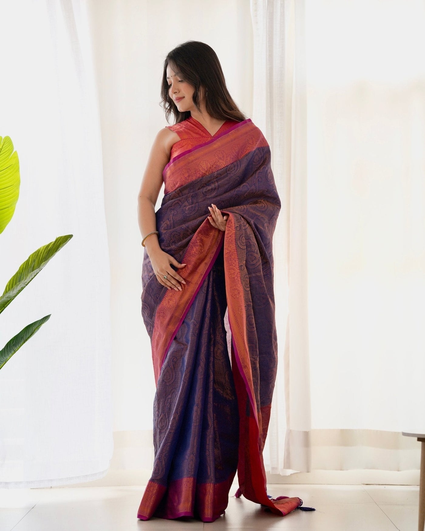 Pure Kanjivaram Silk Saree Weaved With Copper Zari - Almaari Fashion