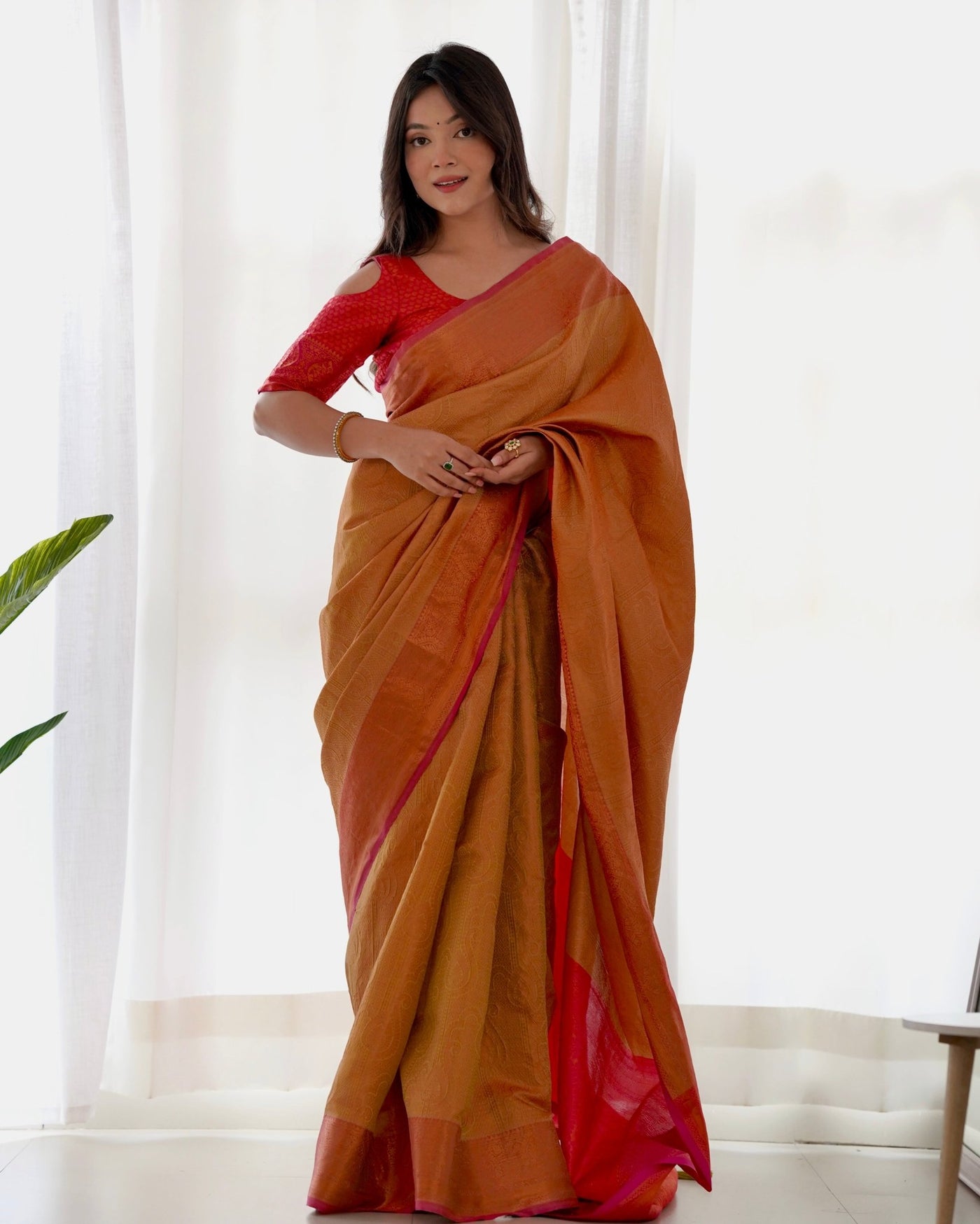 Pure Kanjivaram Silk Saree Weaved With Copper Zari - Almaari Fashion