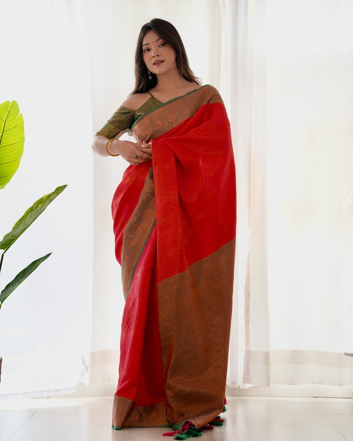 Pure Kanjivaram Silk Saree Weaved With Copper Zari - Almaari Fashion