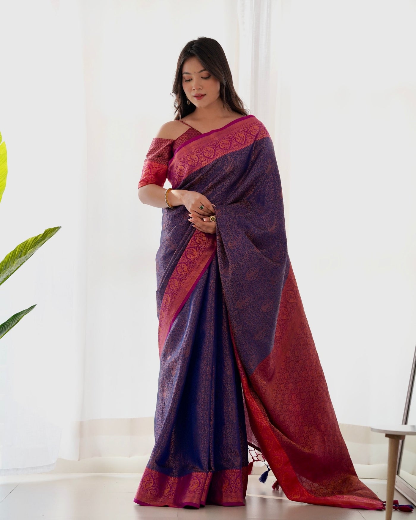 Pure Kanjivaram Silk Saree Weaved With Copper Zari - Almaari Fashion