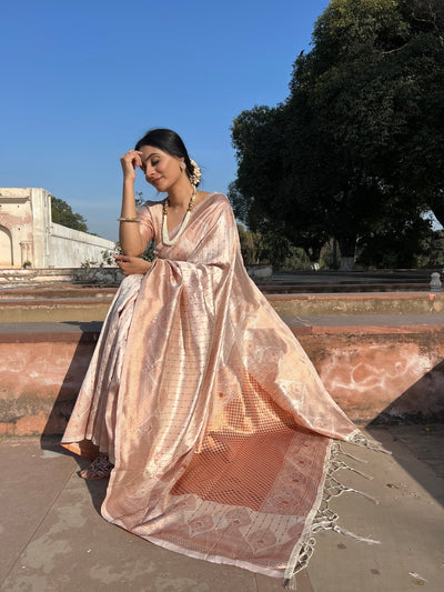 Pure Kanjivaram Silk Saree With Engrossing Maroon Blouse Piece - Almaari Fashion