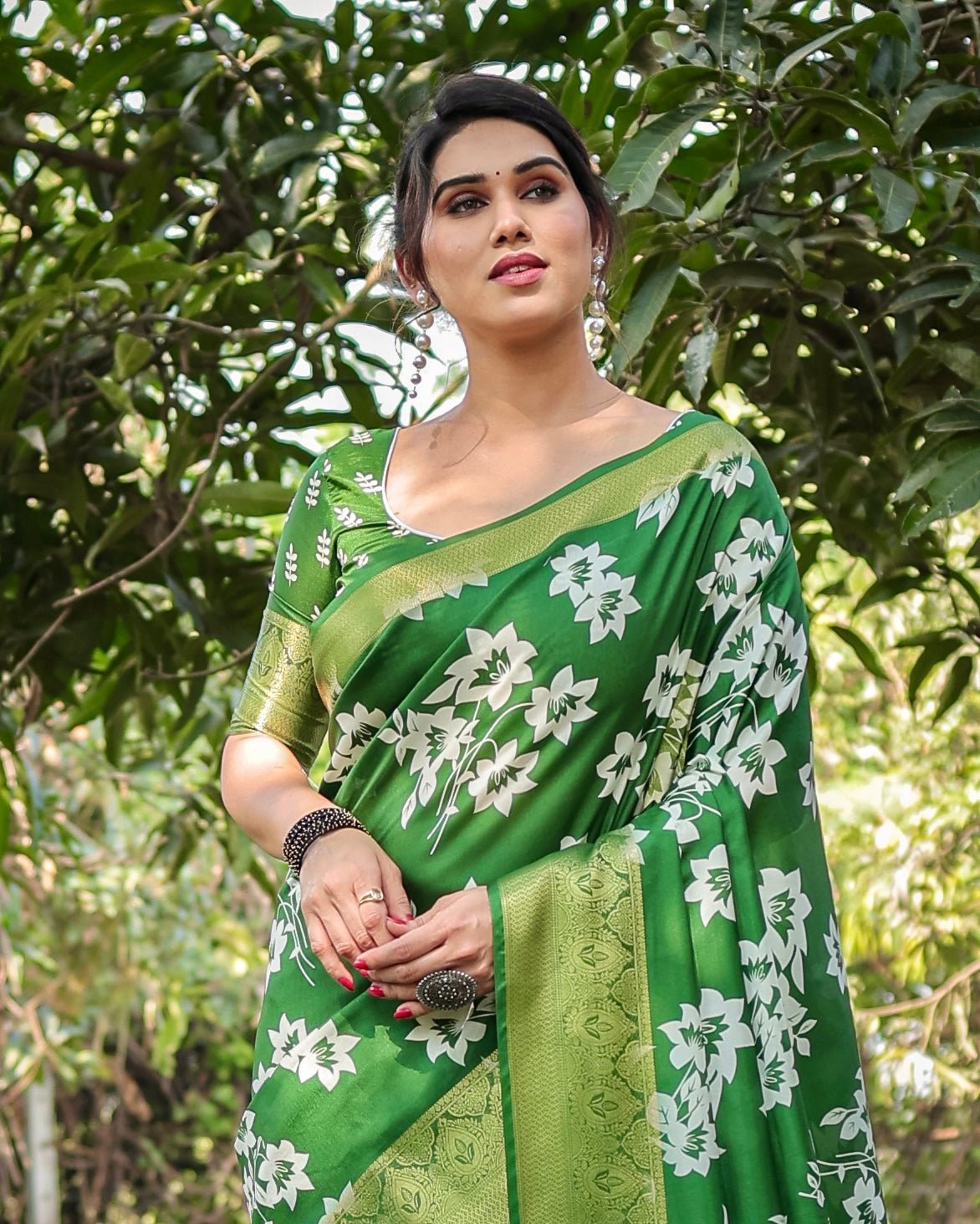 Pure Silk Digitally Printed Saree Weaved With Golden Zari Comes With Tassels - Almaari Fashion