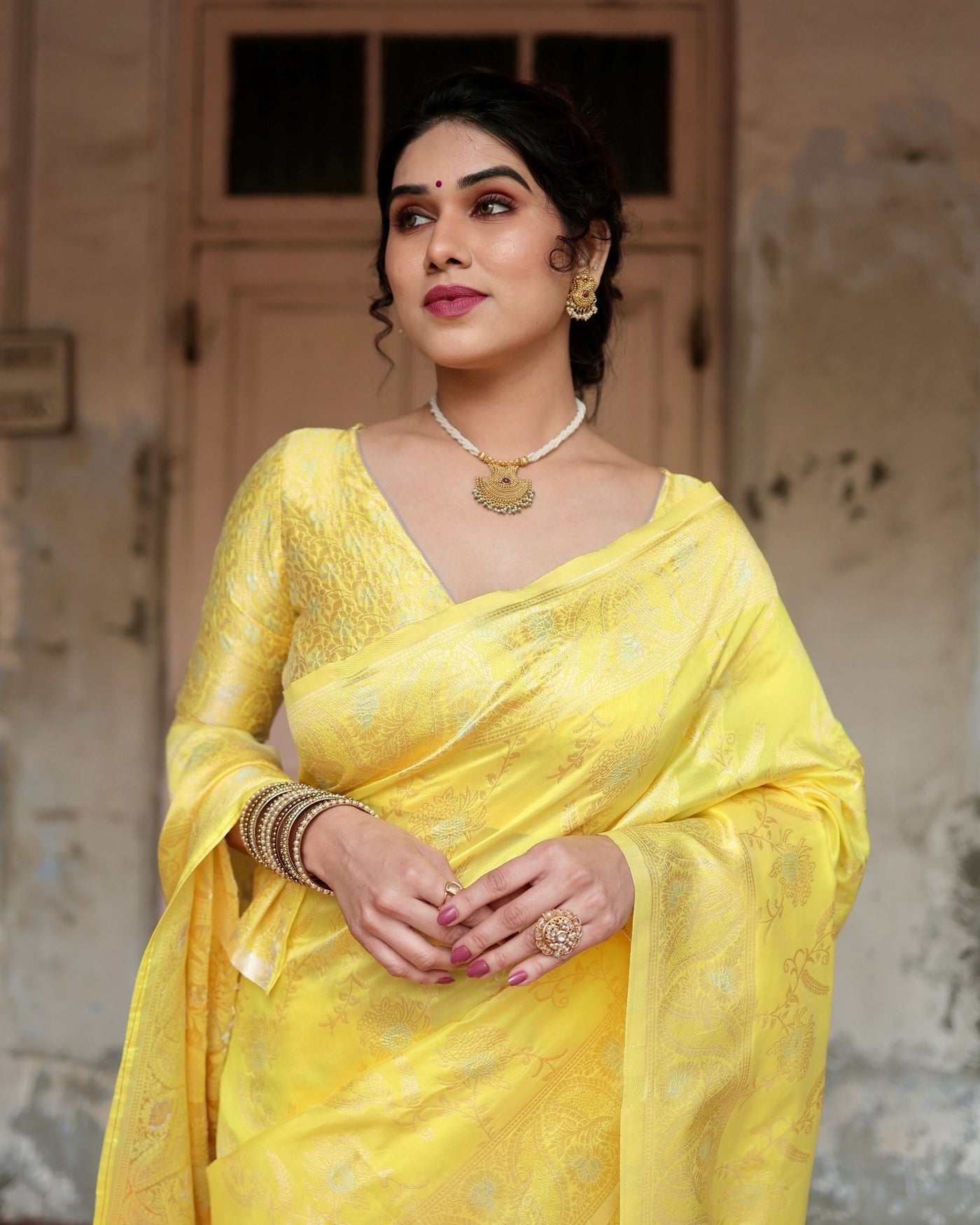 Pure Silk Saree Weaved With Zari Comes With Heavy Banarasi Brocade Blouse - Almaari Fashion