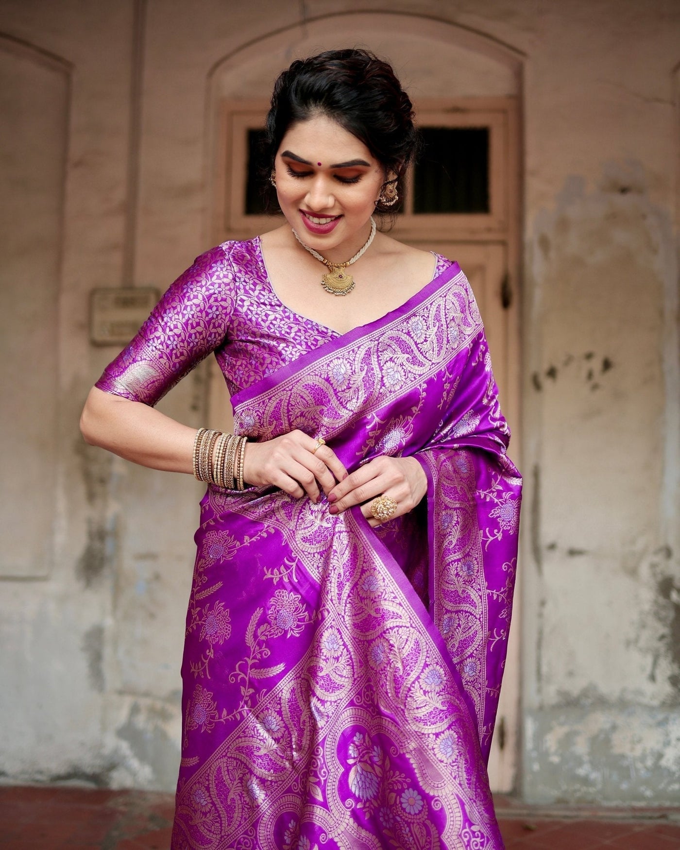 Pure Silk Saree Weaved With Zari Comes With Heavy Banarasi Brocade Blouse - Almaari Fashion