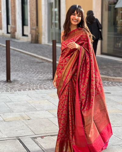 Red Pure Kanjivaram Silk With Moiety Blouse Piece - Almaari Fashion