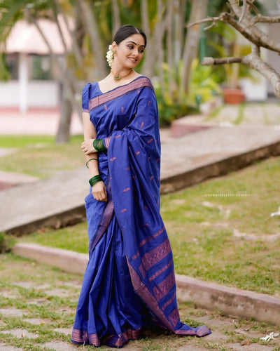 Royal Blue Pure Kanjivaram Silk Saree With Attractive Blouse Piece - Almaari Fashion