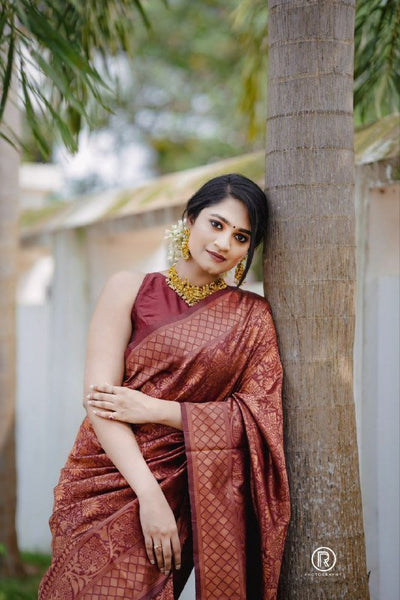 Snazzy Maroon Pure Kanjivaram Silk Saree With Confounding Blouse Piece - Almaari Fashion